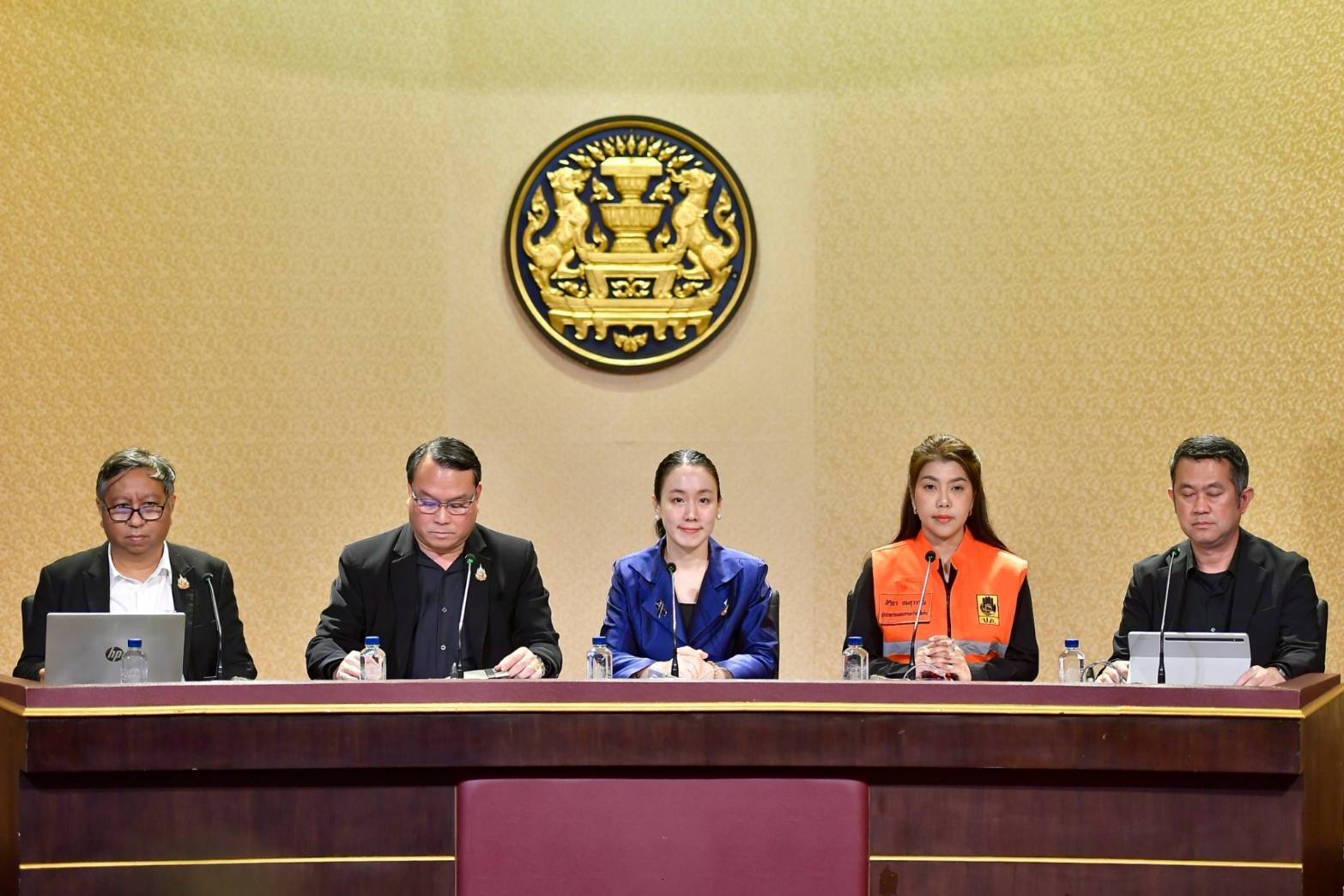 รัฐบาลเร่งบริหารจัดการน้ำ&ndash;ช่วยเหลือประชาชน สถานการณ์หลายพื้นที่เริ่มดีขึ้น พร้อมเฝ้าระวังฝนหนัก 9&ndash;12 ต.ค.